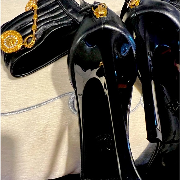Versace Medusa heels - Picture 6 of 10